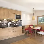 شقة فندقية Hapimag Zell Am 4*